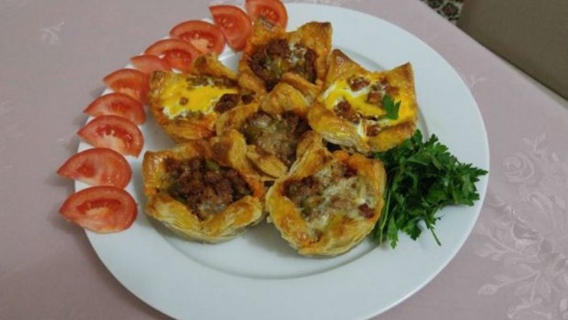 Tatmadan Olmaz: Kıymalı Milföy Çanakları