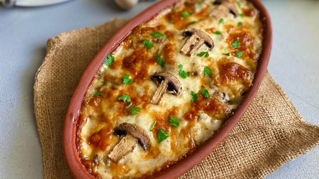 Beşamel Soslu: Mantar Graten