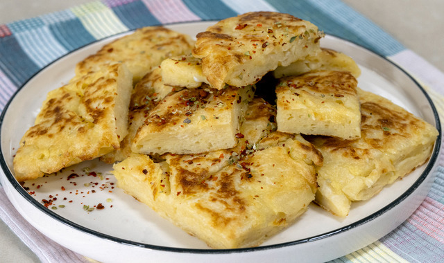 Az Malzemeli: 1 Yufka 1 Yumurta Böreği