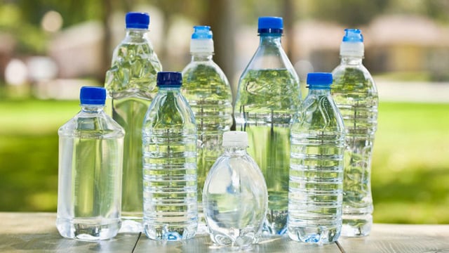 Plastik Şişede Su Almak Zorunda Kaldığınızda Dikkat Etmeniz Gereken 7 Hayati Detay