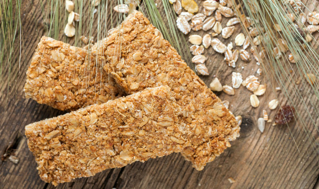Zinde Kalın: Keten Tohumlu Protein Bar