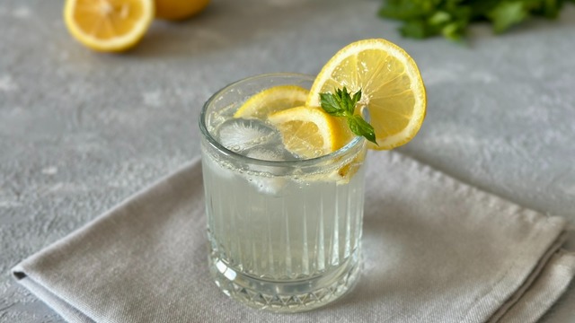 Ferah Lezzet: Limonlu Soda Çorçil