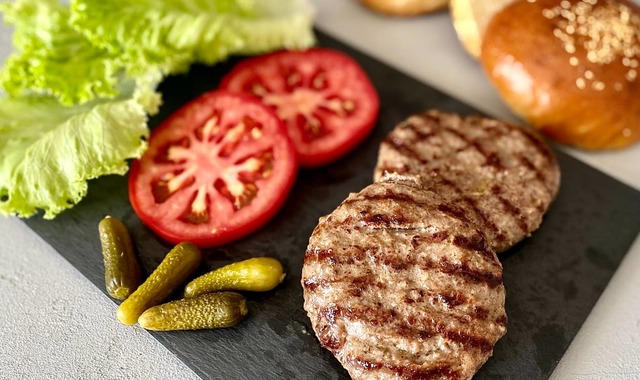 Evde Fast Food Zamanı: Hamburger Köftesi