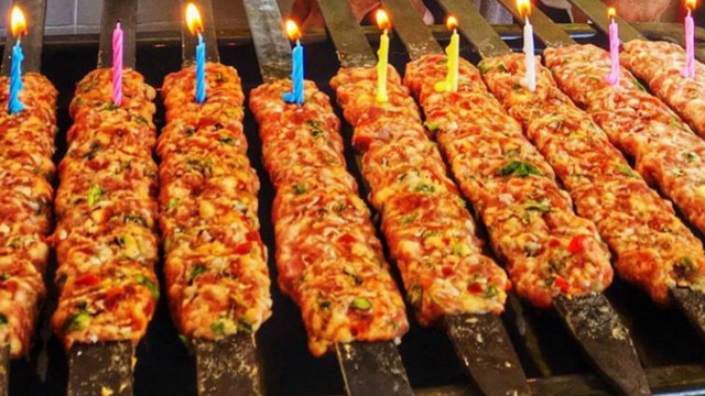 Sadece Türkiye'de Görebileceğiniz 11 Çok Bizden Doğum Günü Pastası