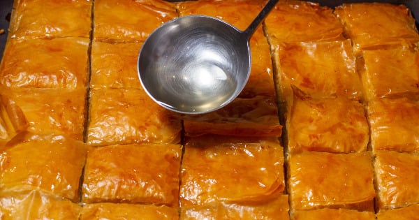 hazir-yufkadan-baklava5