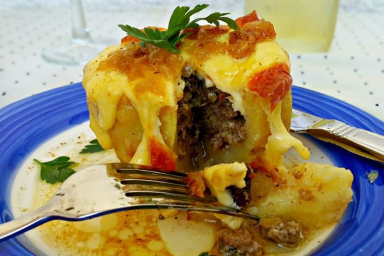 Tek Başına Ana Yemek: Etli Patates Dolması
