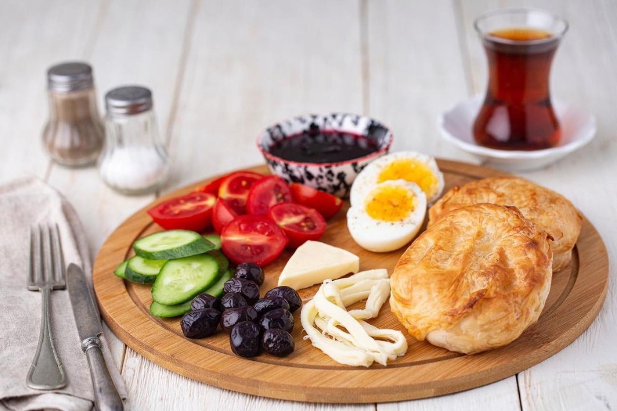 İzmir'in Meşhur Lezzeti Boyozu İstanbul'da Yiyebileceğiniz 7 Mekan