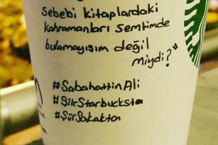 Kahveyi Ona Şiir Yazacak Kadar Çok Sevenler İçin 16 Şiir Starbucks'ta Örneği