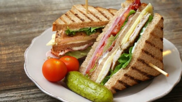 Kahvaltıdan Akşam Yemeğine, Günün Her Anına Uygun 12 Pratik ve Farklı Sandviç Tarifi