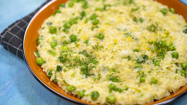 Risotto'ya Rakip: Bezelyeli Arpa Şehriye