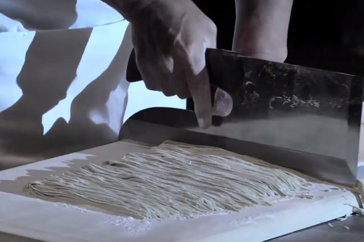 İnsanı Depresyondan Kurtaran Noodle Yapımı Videosu