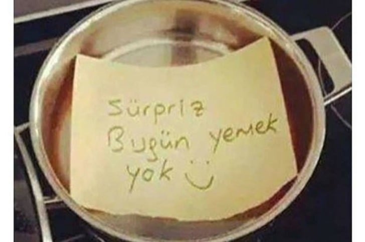 Sevdiklerine Küçük Sürprizler Yaparak Şaşırtmayı Başarmış 14 İnsan