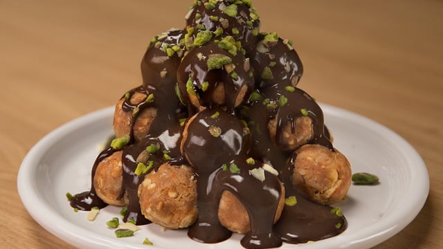 Profiterol Kıskandı: Elmalı Bisküvi Topları