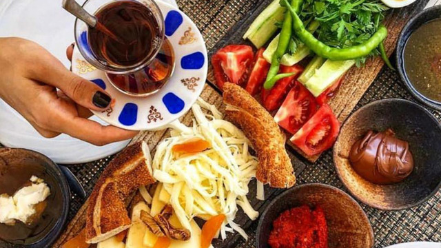 Urla'ya Gidince Tadına Bakmadan Dönmememiz Gereken 8 Nefis Mekan