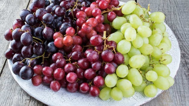 Hangi Üzüm Kaç Kalori? Üzüm Besin Değerleri