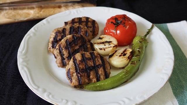 Sevmeyen Var mı: Kasap Köfte