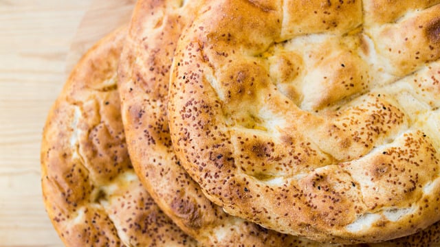 Neden Ramazan Pidesini Sıcakken Asla Yememelisiniz?