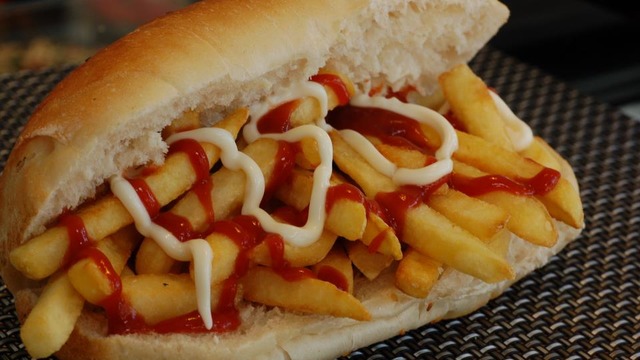 İçlerinden En Az Birini Mutlaka Denediğimiz 26 Ekmek Arası Lezzet