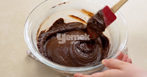 gercek-brownie-asama-7