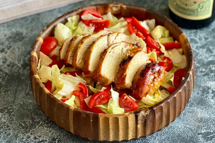 Ballı Hardallı Tavuk Salatası Tarifi
