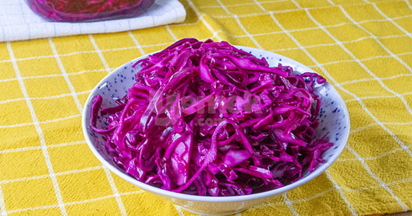 lokanta-usulu-kirmizi-lahana-tursusu