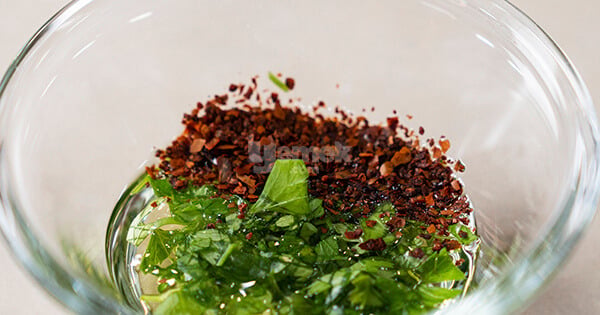kuru-domates-salatasi-asama2-yemekcom