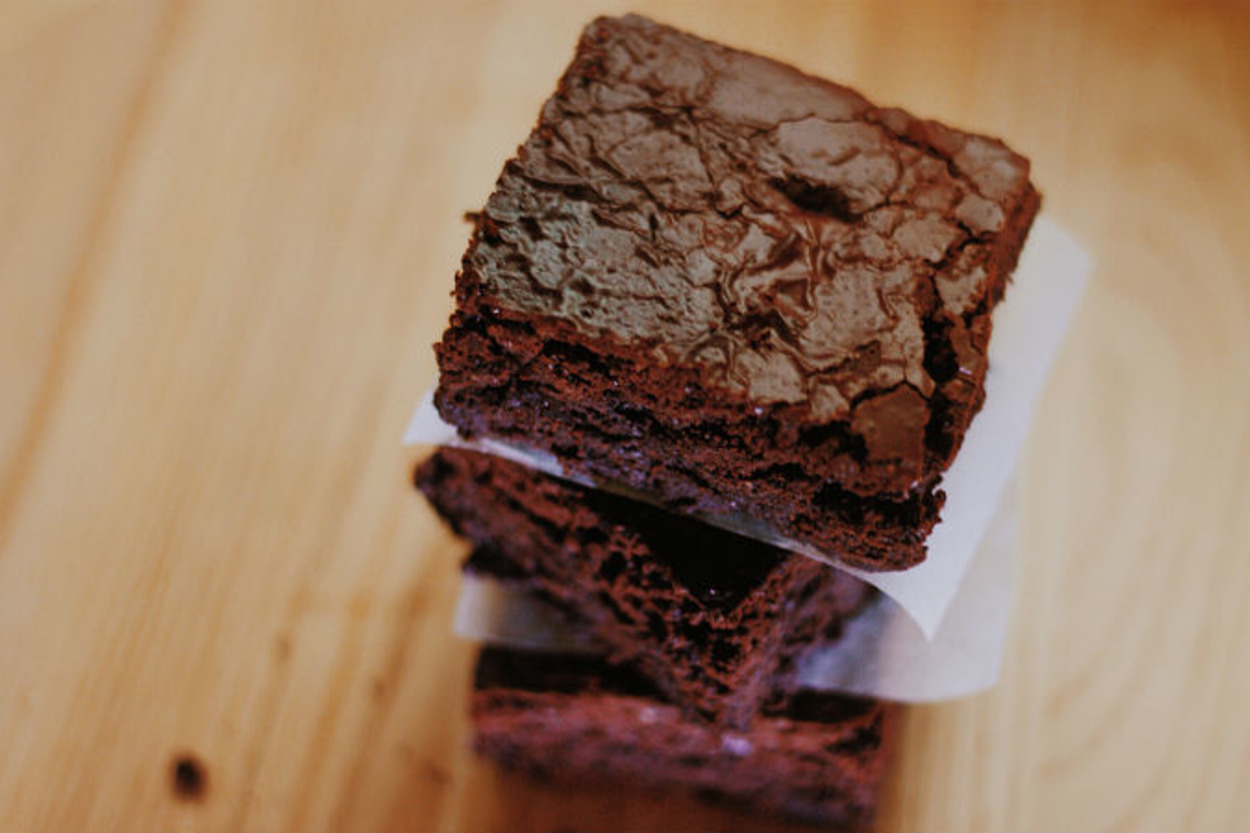 Bu Brownie Baştan Çıkarıyor: Bol Çikolatalı Brownie