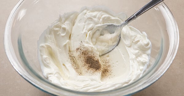 yogurtlu-yesil-mercimek-salatasi-asama-2