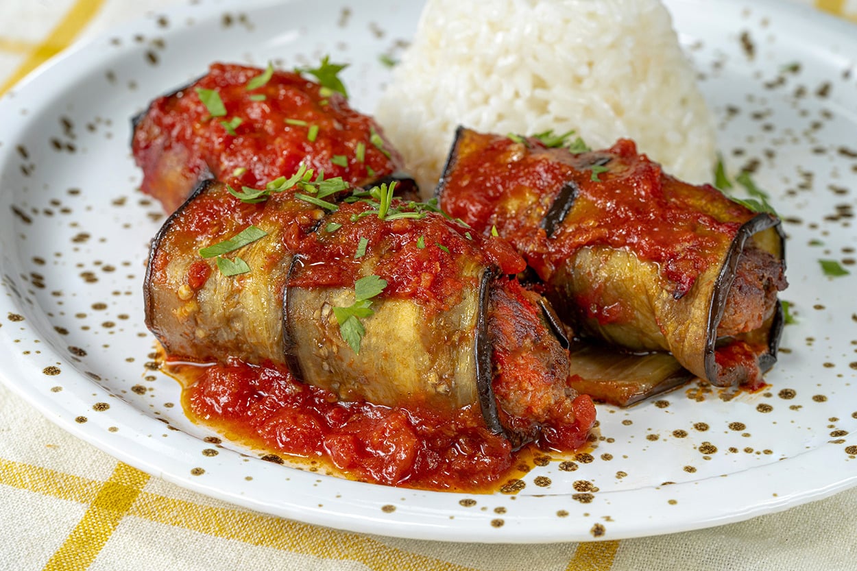 Ne Pişirsem Diyenlere: Patlıcanlı Şiş Köfte