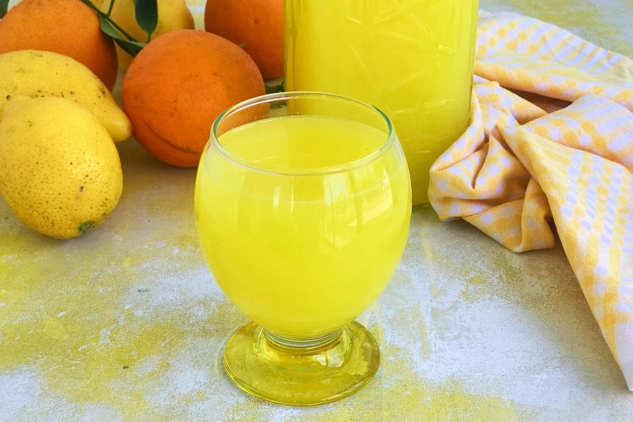 Sadece 1 Limon ve 1 Portakal Kullanarak: Acısız Limonata