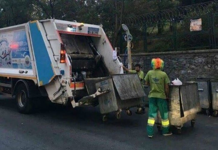 Ülkemizden "Sebebi Neydi ki" Diye Sordurtacak 12 Anlamsız Fotoğraf