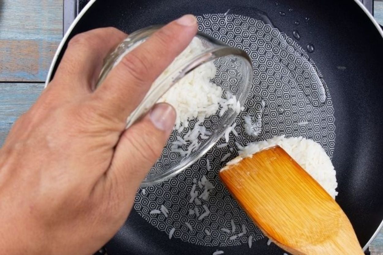 Yeni Başlayanların Mutfakta Mutlaka Bilmesi Gereken 21 Yemek Terimi