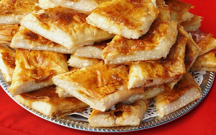 Baklavalık Yufkadan Börek Tarifi