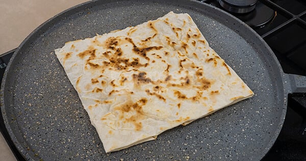 hazir-yufkadan-gozleme-asama-6