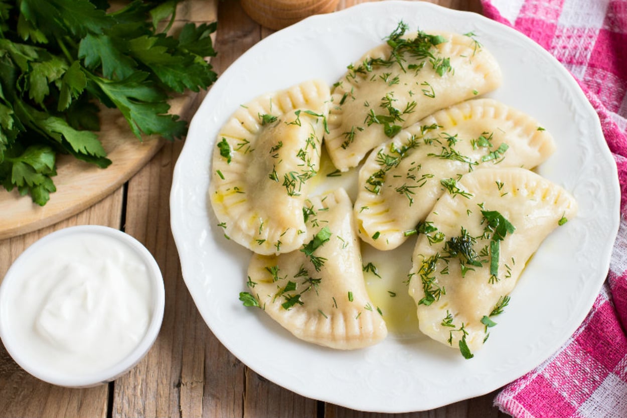 Mantının Uzaktan Akrabası: Pierogi