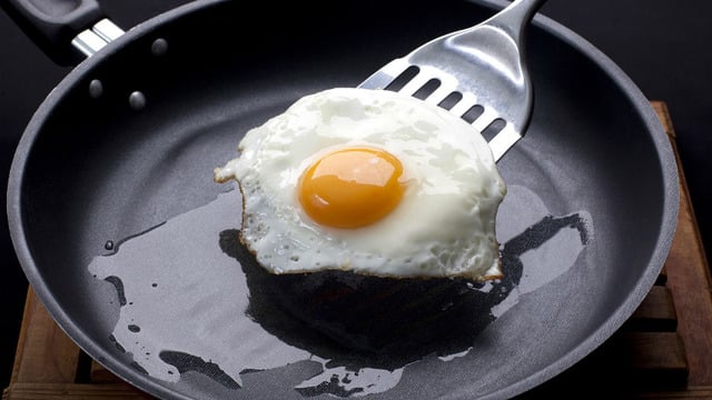 Teflon Tavaları Mahvettiğini Bilmediğiniz 11 Fena Hata