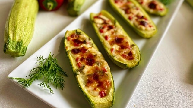 Minik Kayıklar: Peynirli Sandal Kabak