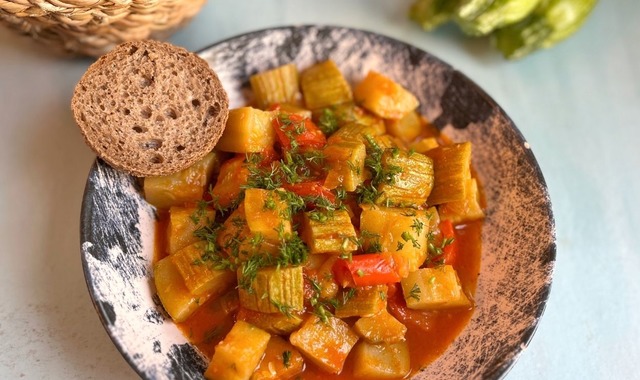 Sofraların En Hafifi: Kabak Bastı
