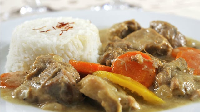 Fransa'da Büyükanne Klasiği: Dana Yahni (Blanquette de veau)
