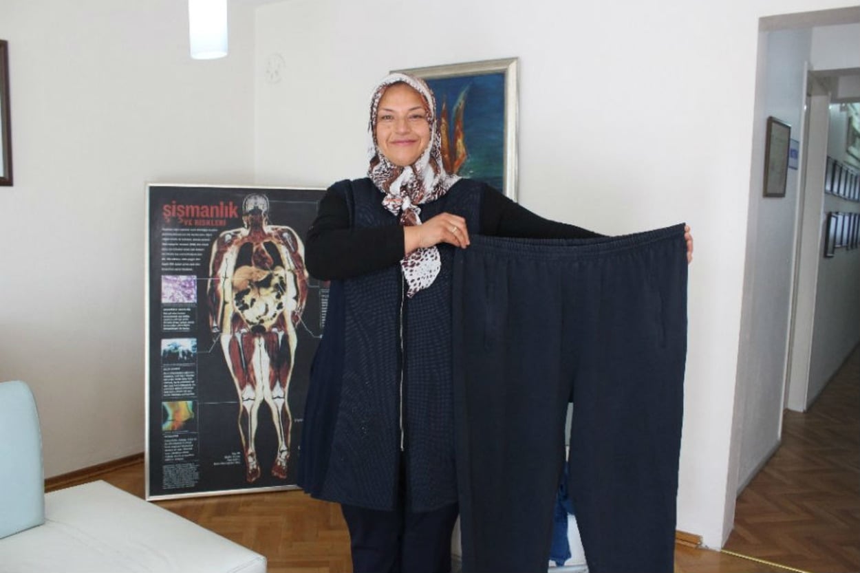 Sadece Diyet Yaparak Bir Yılda 76 Kilo Veren İzmirli Kadının Azim Dolu Hikayesi