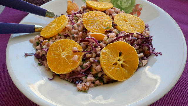 Hem Hafif Hem Doyurucu: Portakallı Buğday Salatası