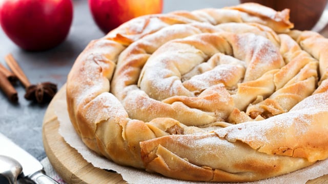 Turta Tadında: Elmalı Börek