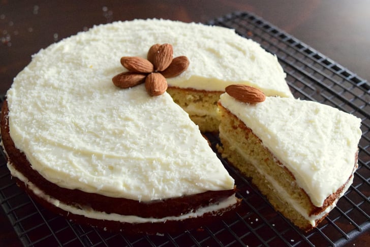 Elmalı Bademli Kek Tarifi