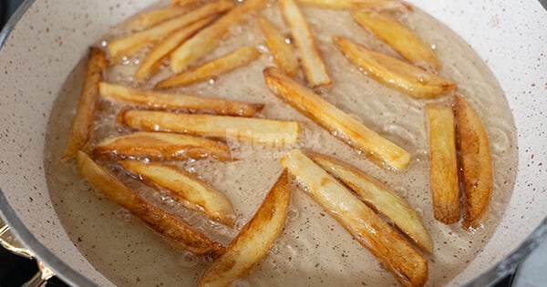 kajun-baharatli-patates-kizartmasi-asama2