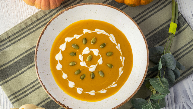 Tam Mevsiminde: Fırınlanmış Bal Kabağı Çorbası