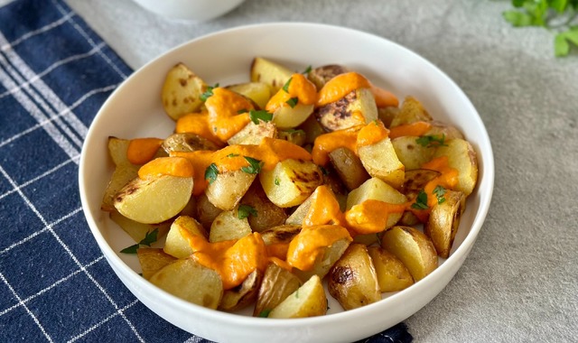 Patatesin Acı Soslu Hali: Patatas Bravas
