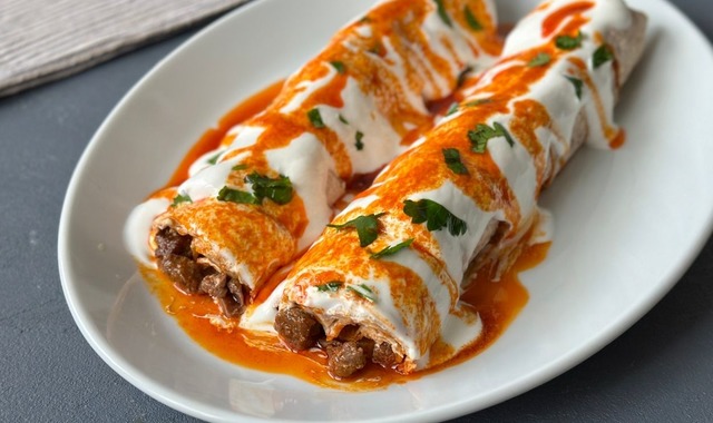 Mersin'in Efsanesi: Yoğurtlu Et Tantuni