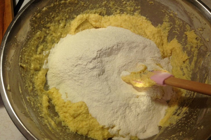 cauldronsandcupcakes.com