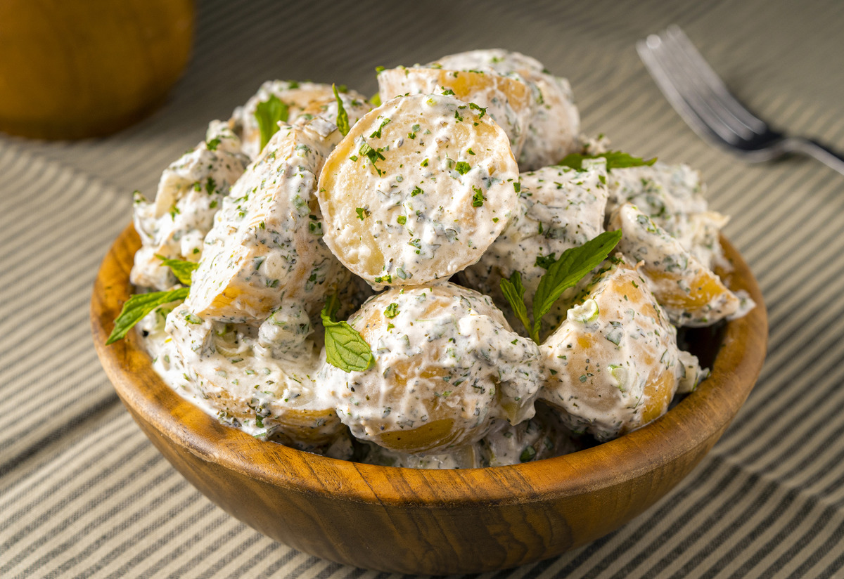 Pratik Lezzet: Haydarili Patates Salatası Tarifi