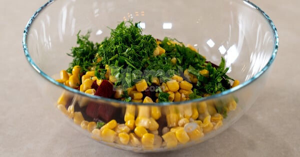 kirmizi-pancar-salatasi-asama-3